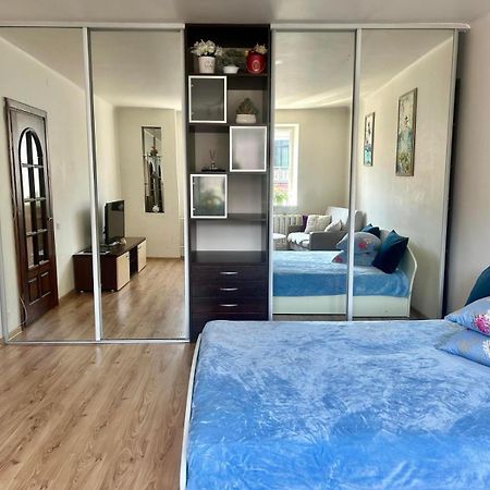Cozy Apartment In The City Center Шяуляй Екстер'єр фото